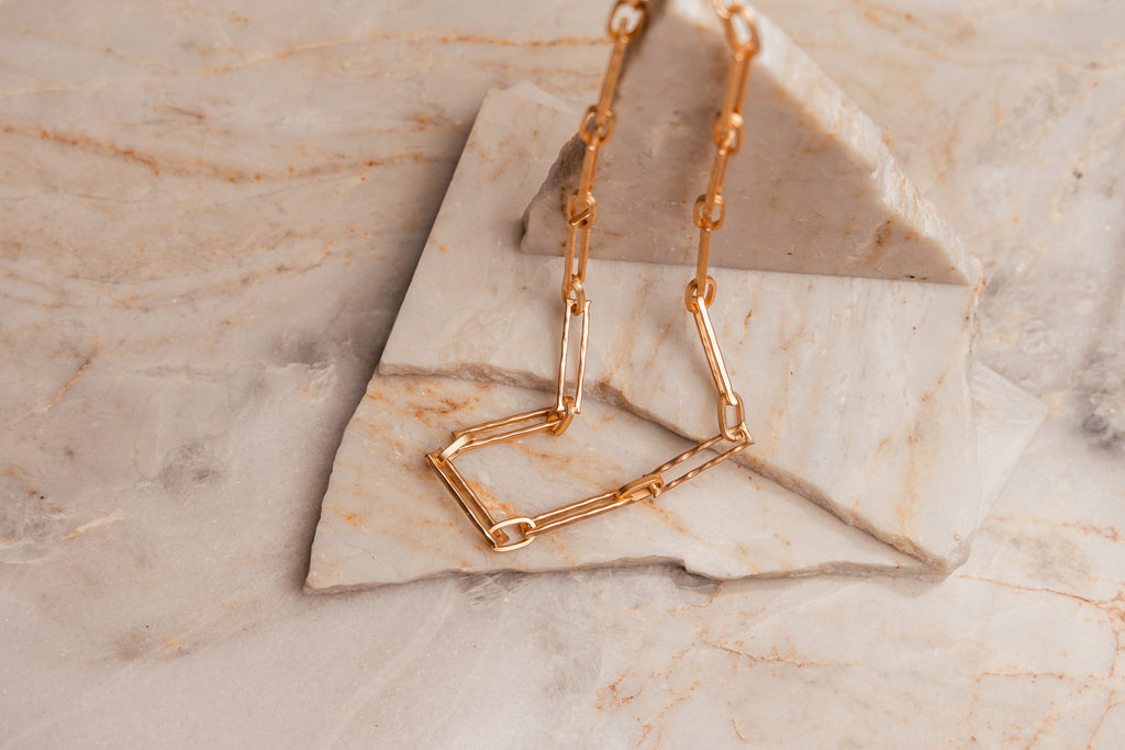 bold hammered gold chain necklace modern