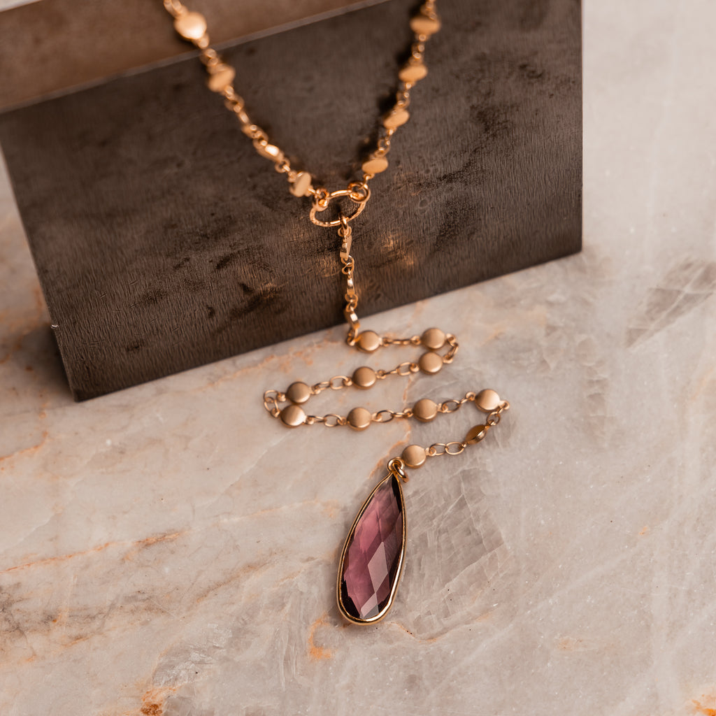 Elegant Y-style necklace with gold vermeil chain and pink teardrop gemstone