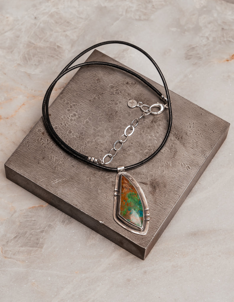 "Adjustable leather cord necklace with chrysocolla and sterling silver pendant - artisan design

